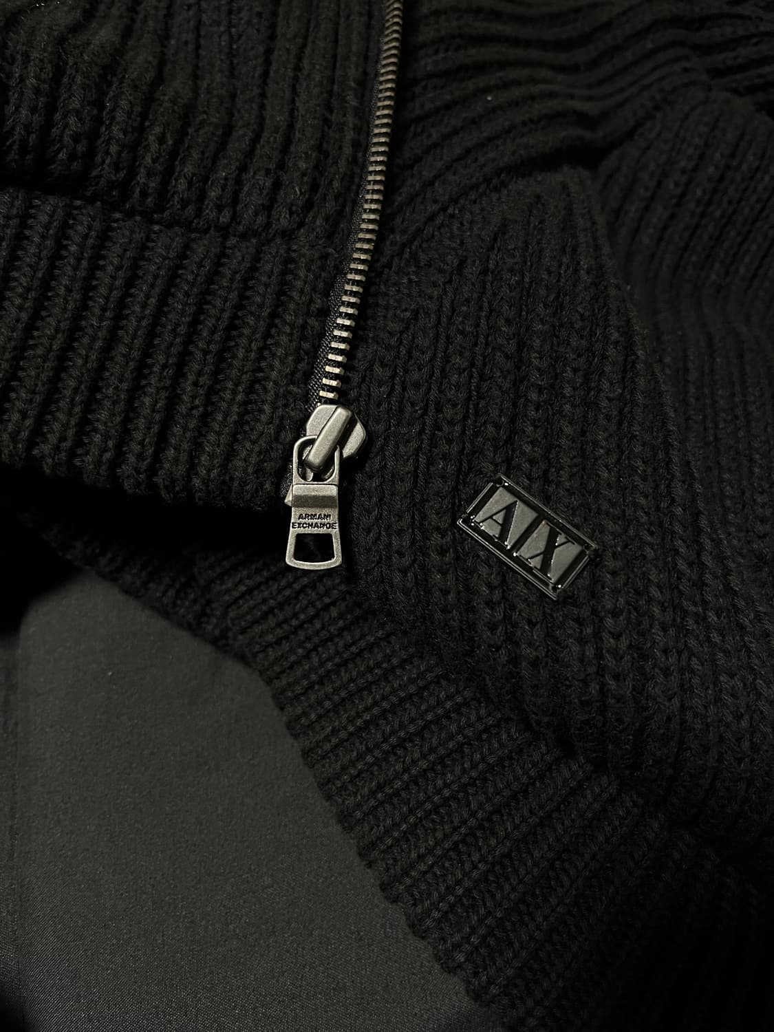 아르마니 익스체인지 라인 니트 집업 블랙 다크웨어 상품이미지3