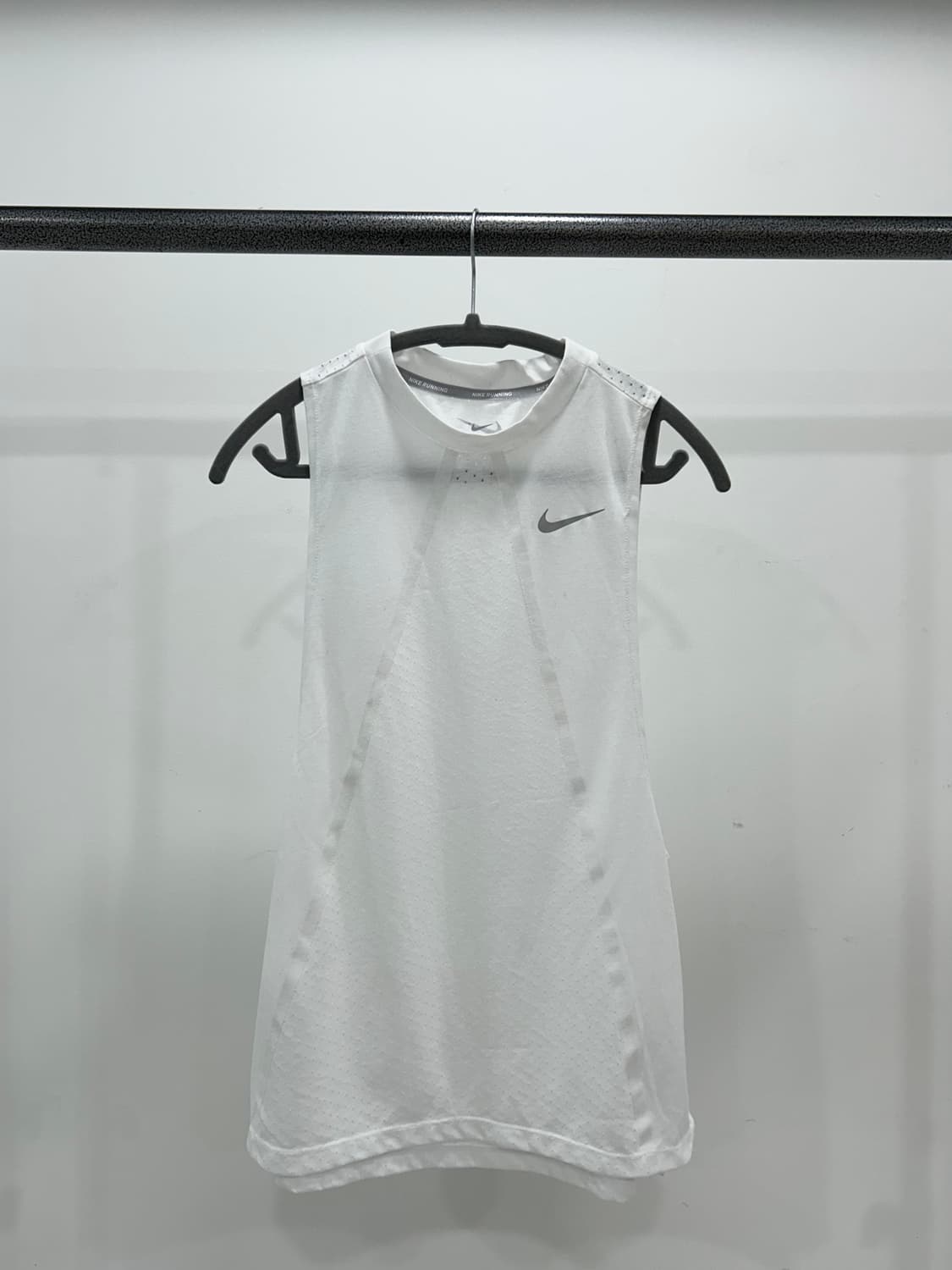 Nike punching sleeveless 상품이미지7