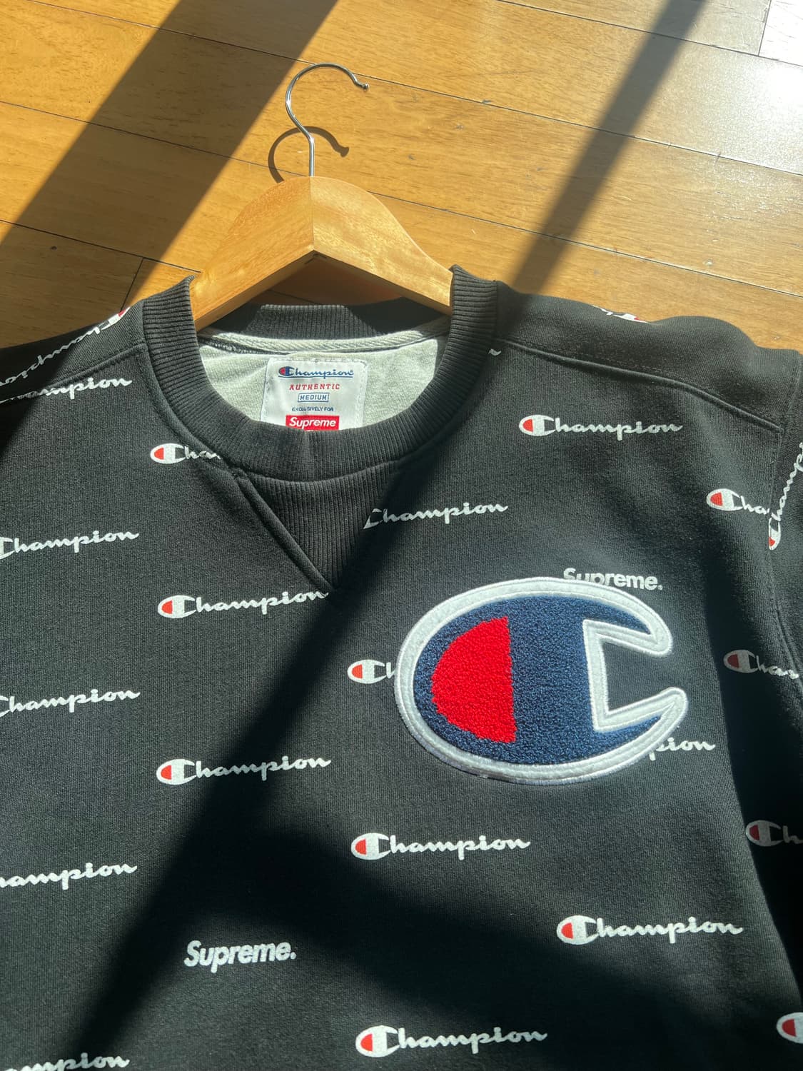 챔피온 x 슈프림 한정판 스웻 상품이미지1