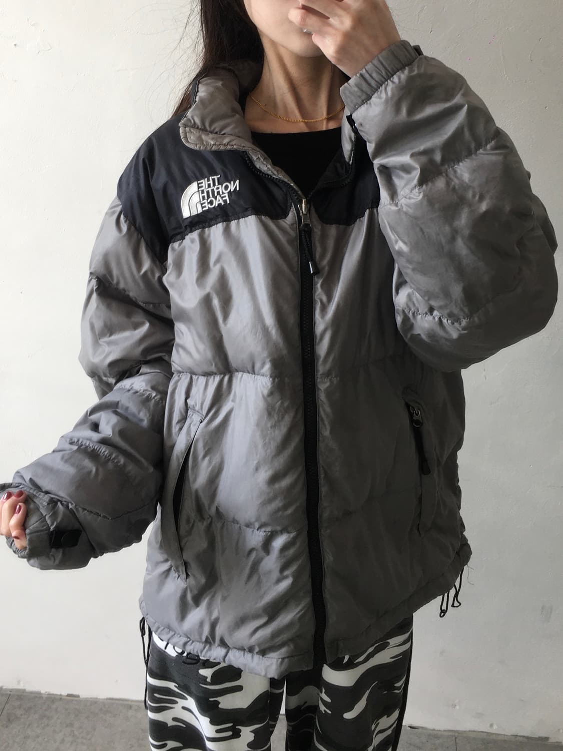 노스페이스 가슴로고 눕시패딩 상품이미지1