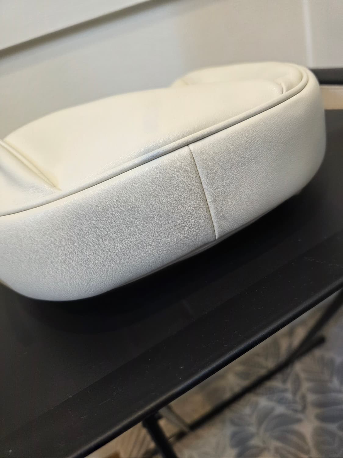 폴뉴아 오벌백 플레인레더 호보백 상품이미지7