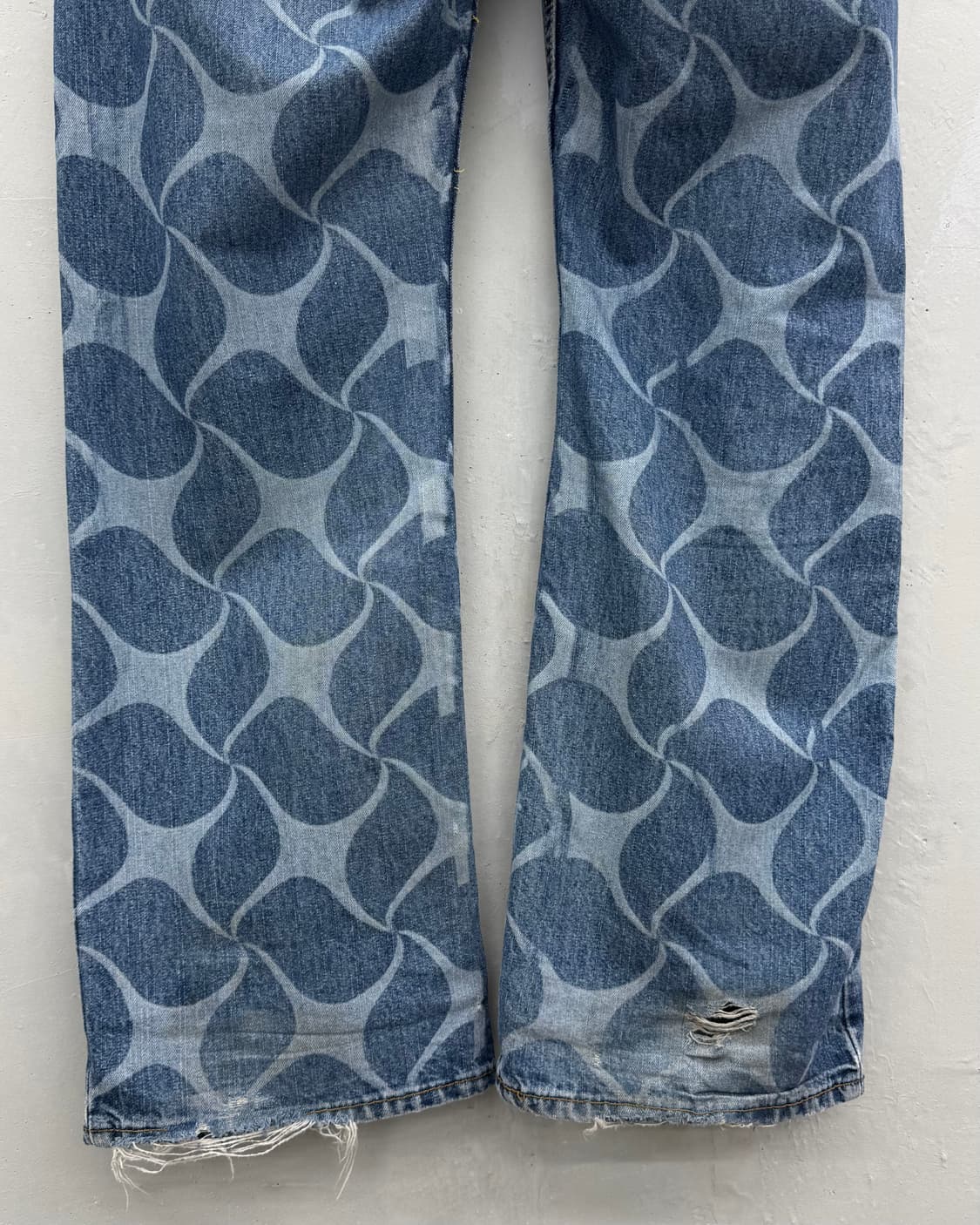 타미힐피거 프린티드 세미 플레어 데님 팬츠 상품이미지9