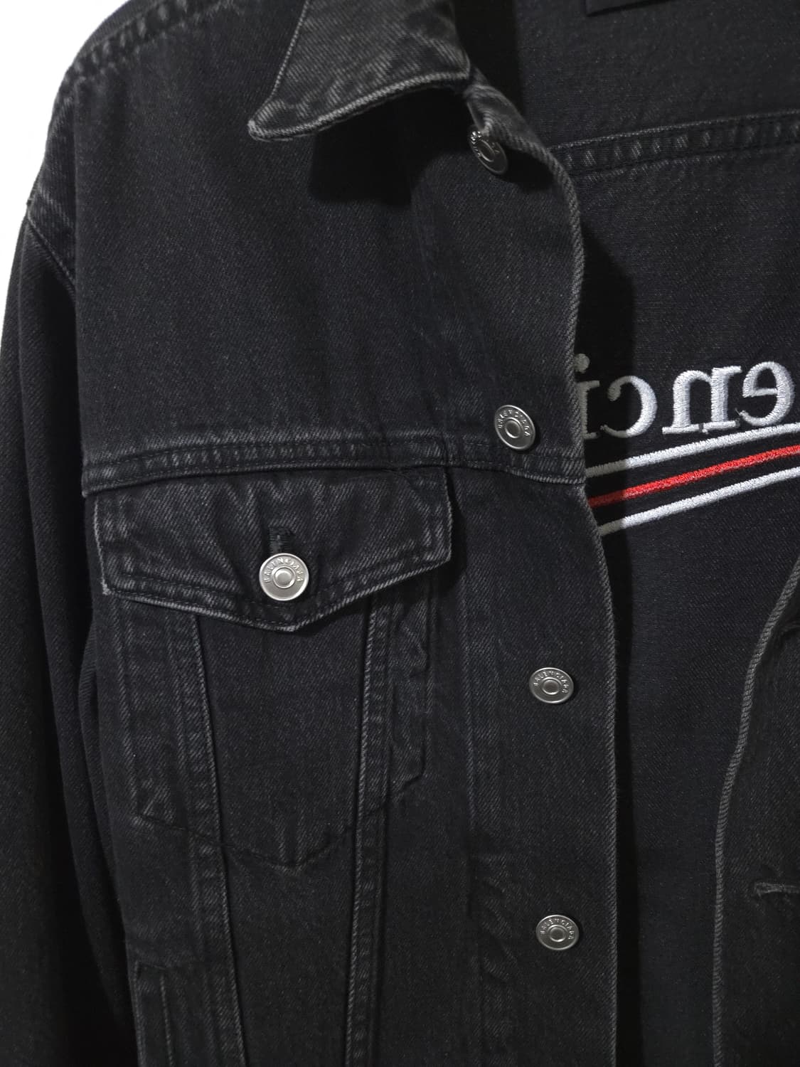 [새상품급] 발렌시아가 웨이브로고 데님 흑청자켓 상품이미지3