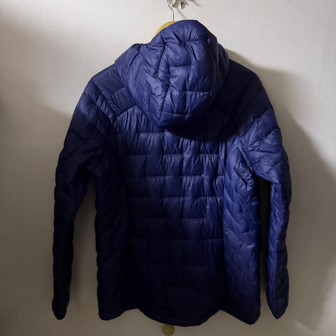 파타고니아 여성 마이크로 퍼프 후디 다운 L (여성 77정도) 상품이미지2