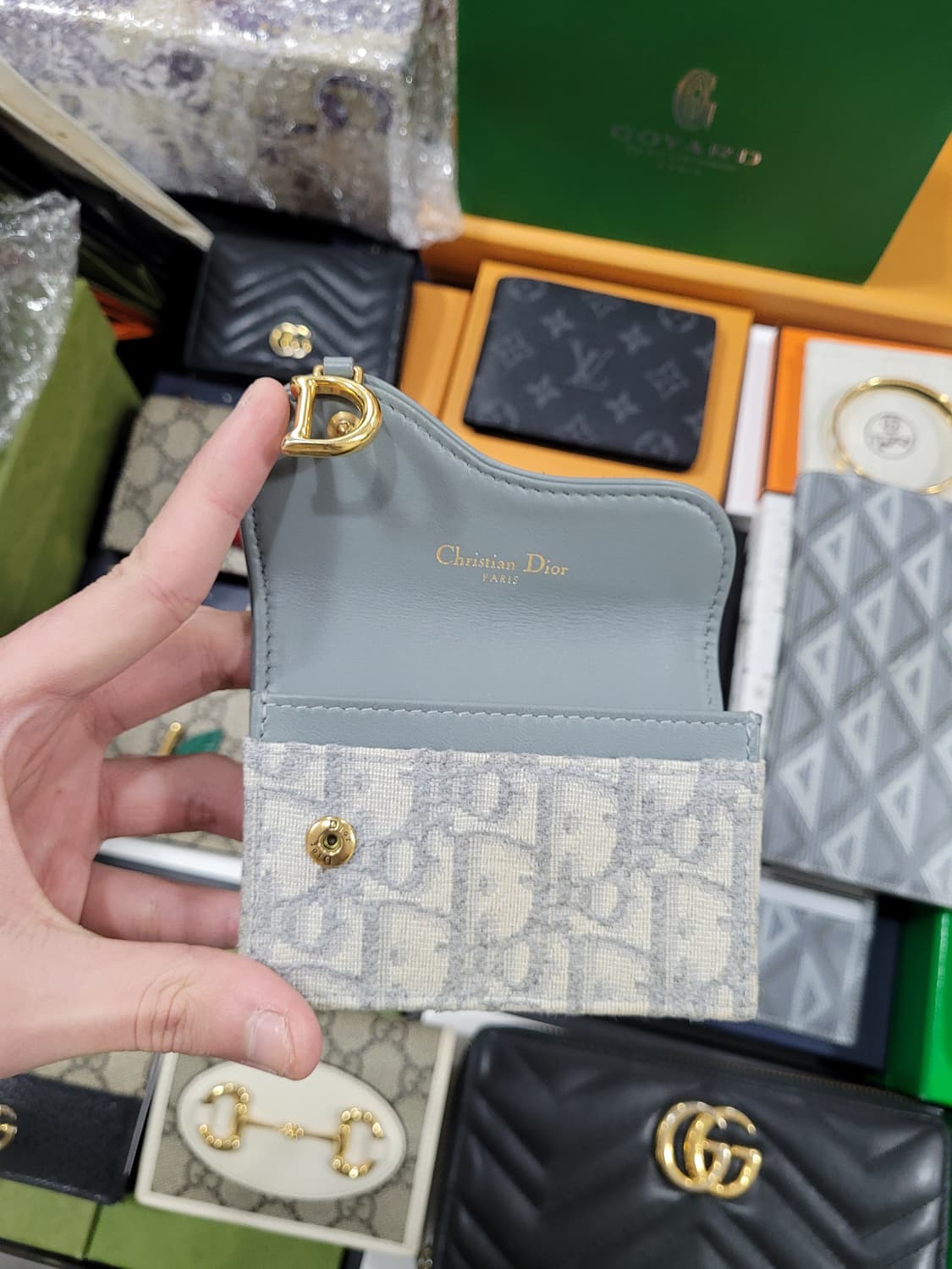 디올 오블리크 새들플랩 그레이 카드지갑 상품이미지8