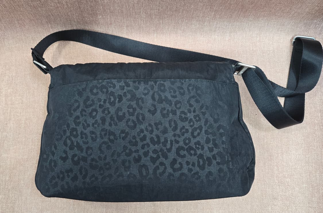 베가리니 대형 크로스바디 백 상품이미지5