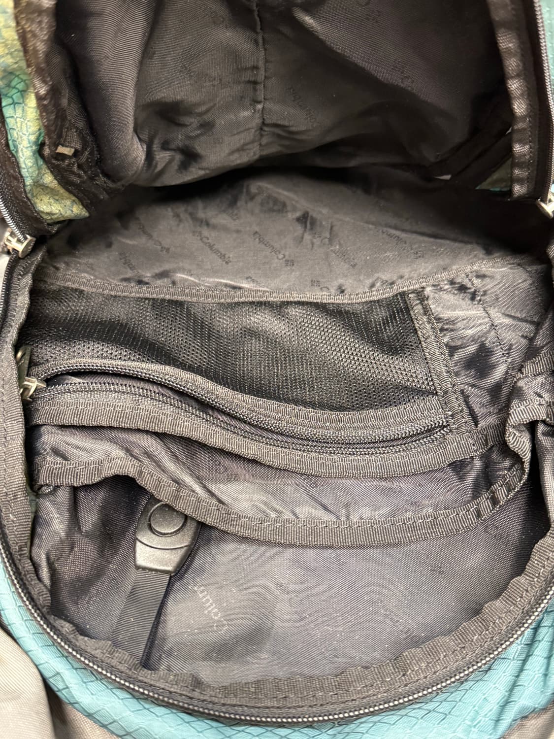 콜롬비아 블루 아웃도어 백팩 40L 상품이미지5