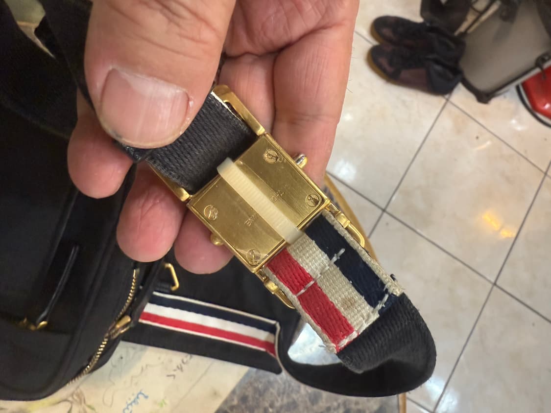 정품 톰브라운 벨트백 팝니다 상품이미지10