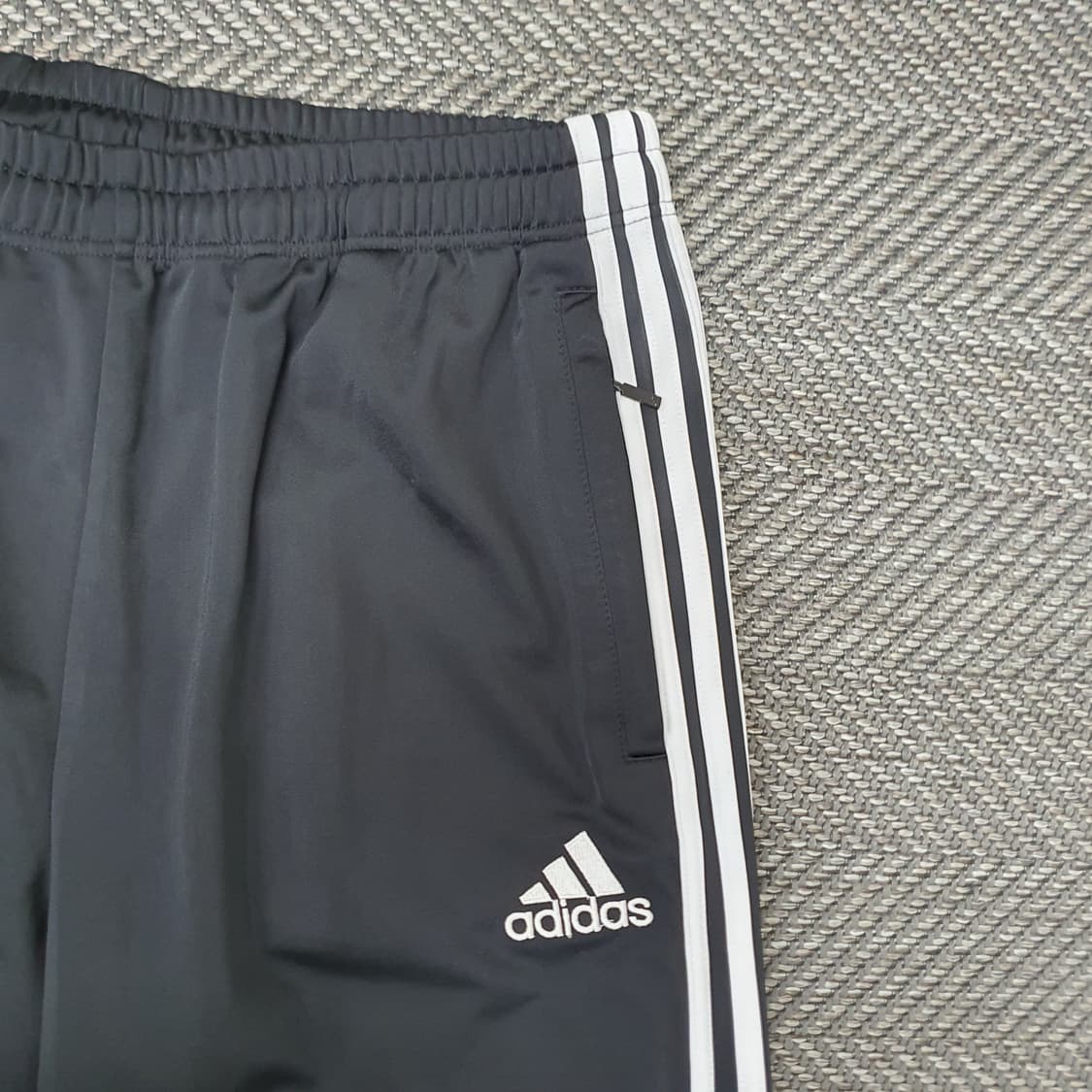 아디다스 밴딩 기모 트래이닝 팬츠 남자36~37 상품이미지3