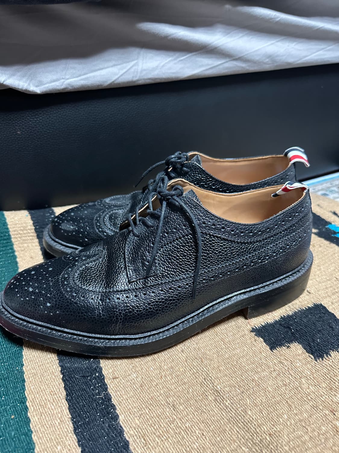 톰브라운 윙팁 홍창 270사이즈 상품이미지1