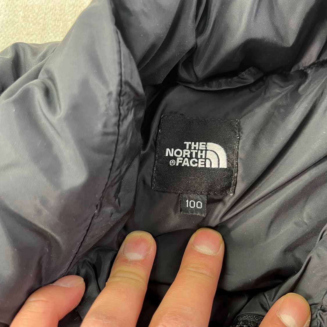 100 노스페이스 600 무광 패딩 상품이미지3