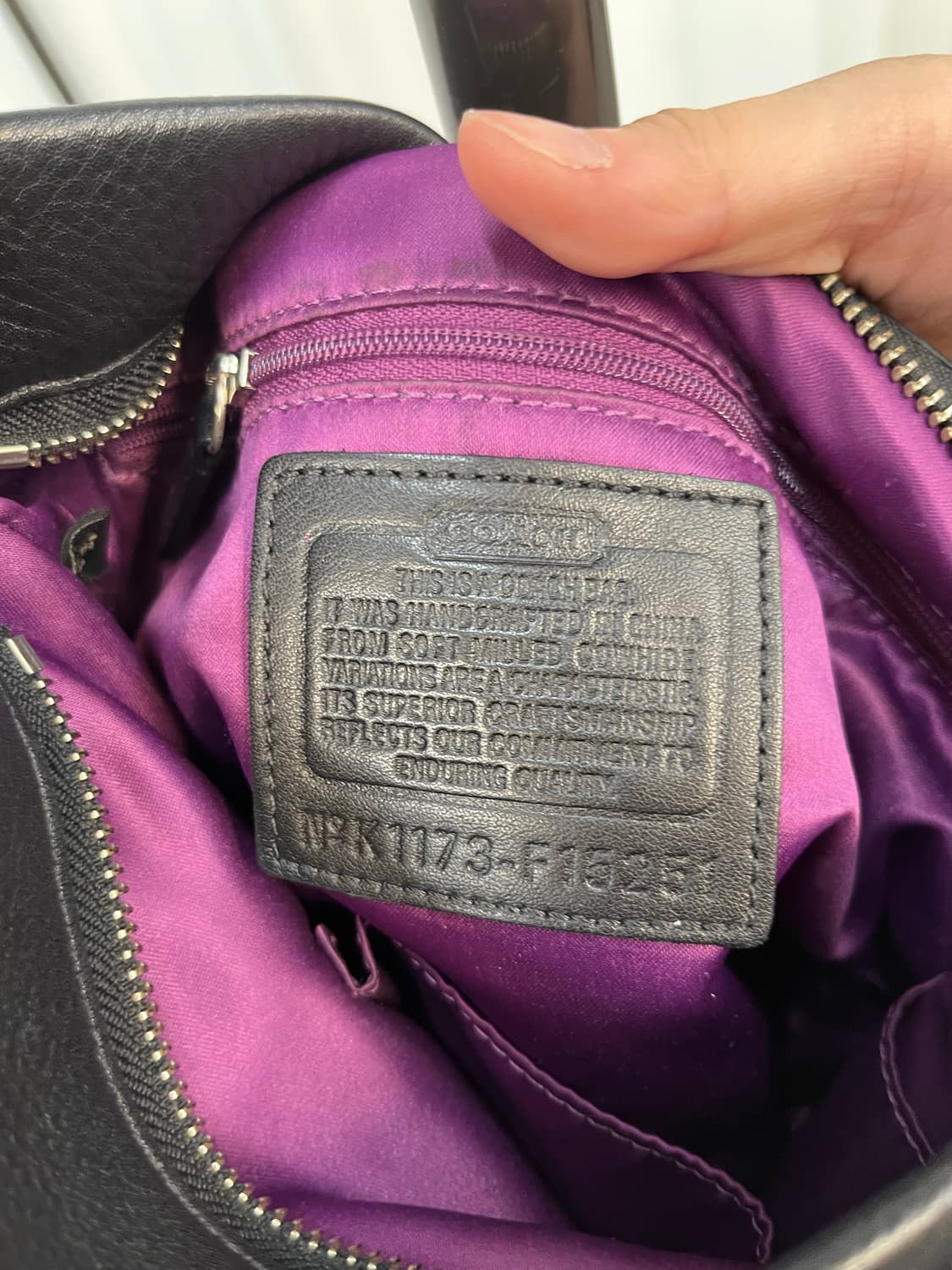 Coach Black Basic Shoulder Bag 상품이미지9