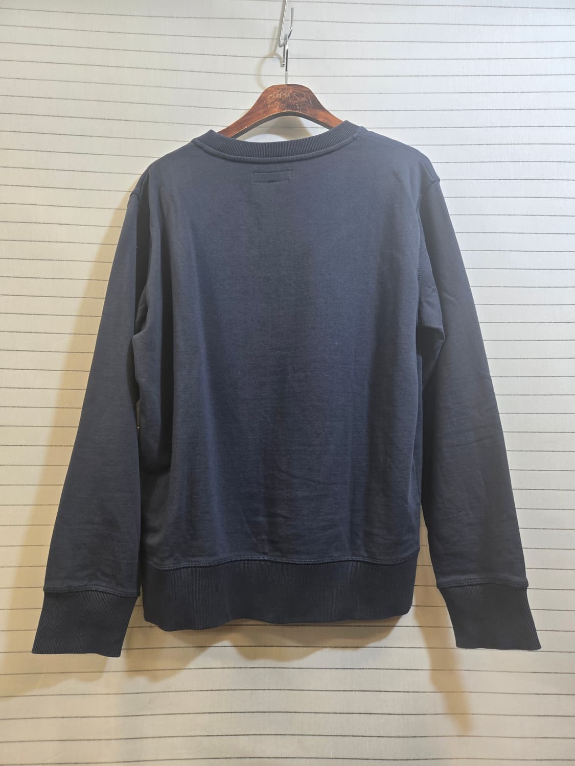 무스너클 (정품)몬스터 자수 맨투맨 네이비 상품이미지9