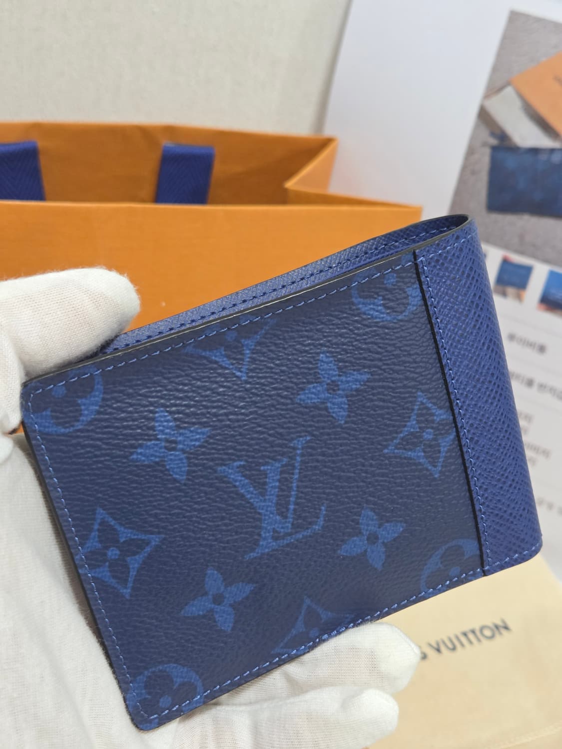 [새상품급] 루이비통 모노그램 마카사르 멀티플 월릿 Blue 상품이미지2