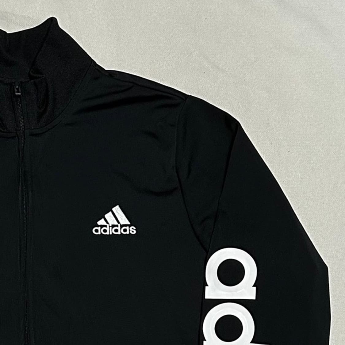 2XL 아디다스 레알마드리드 블랙 트렉탑 상품이미지1