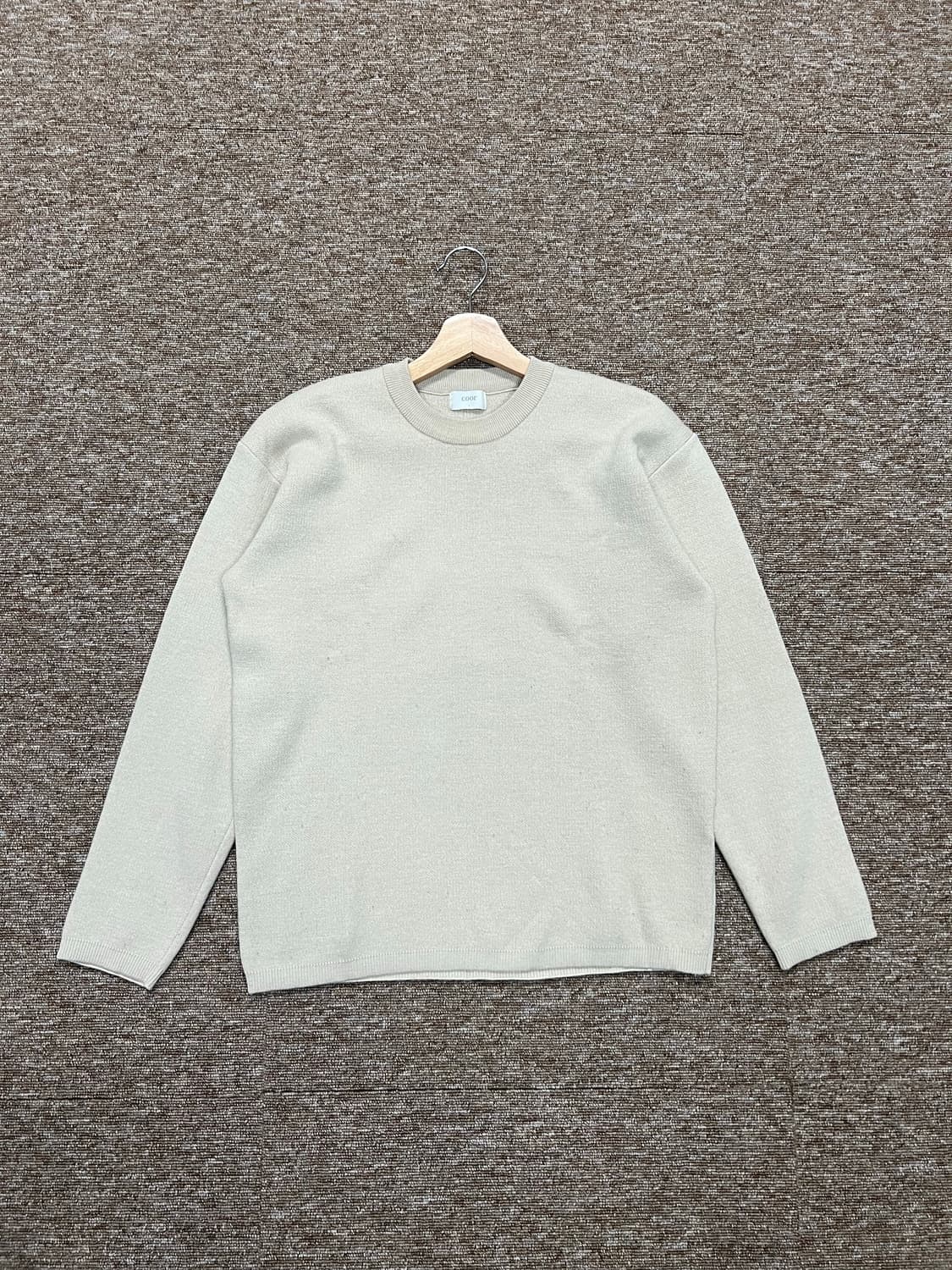 쿠어 COOR 베이지 니트 L 상품이미지1