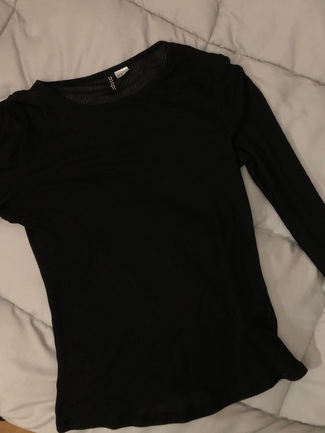 H&M 시스루 롱슬리브 블랙 상품이미지3