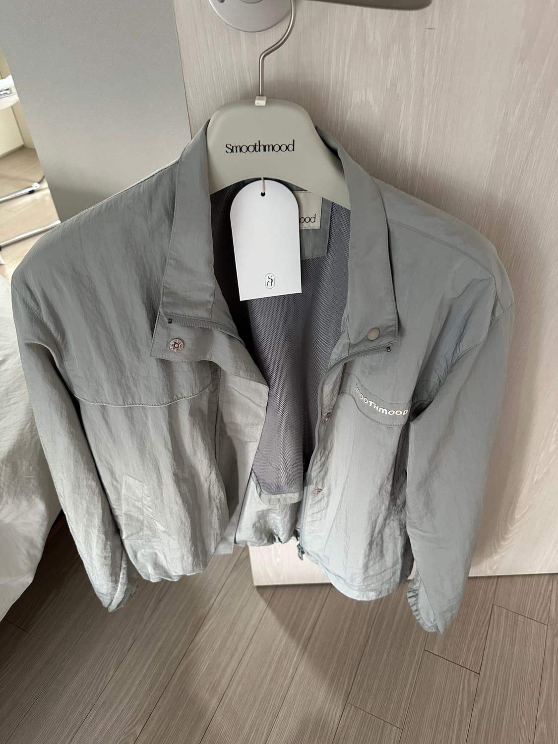 스무드무드 Gray Voyage Wind Stopper 바람막이 상품이미지2