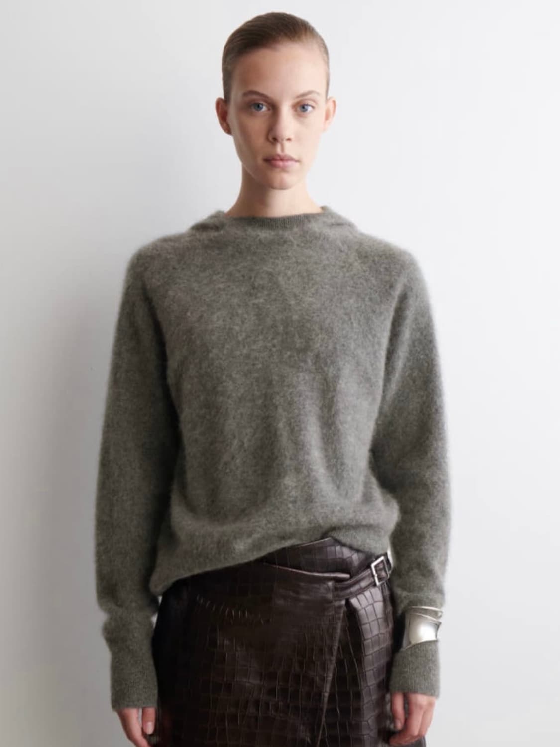 코스 캐시미어 후드 니트 상품이미지1