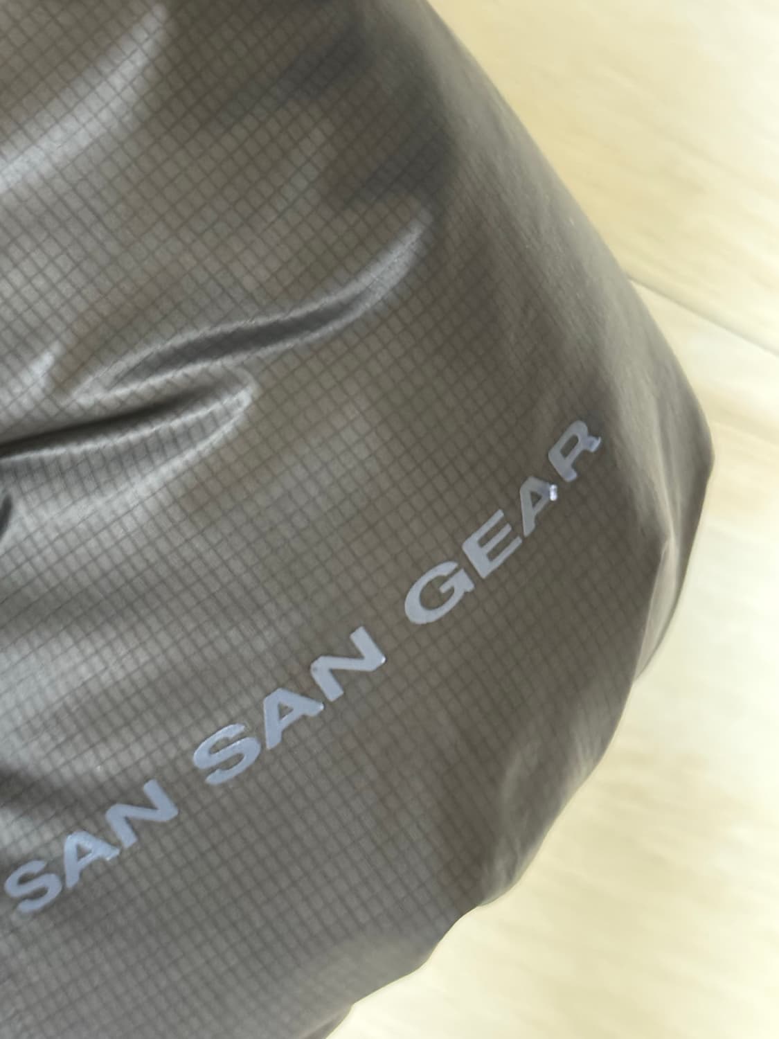 산산기어 23fw 푸퍼 재킷 패딩 상품이미지4