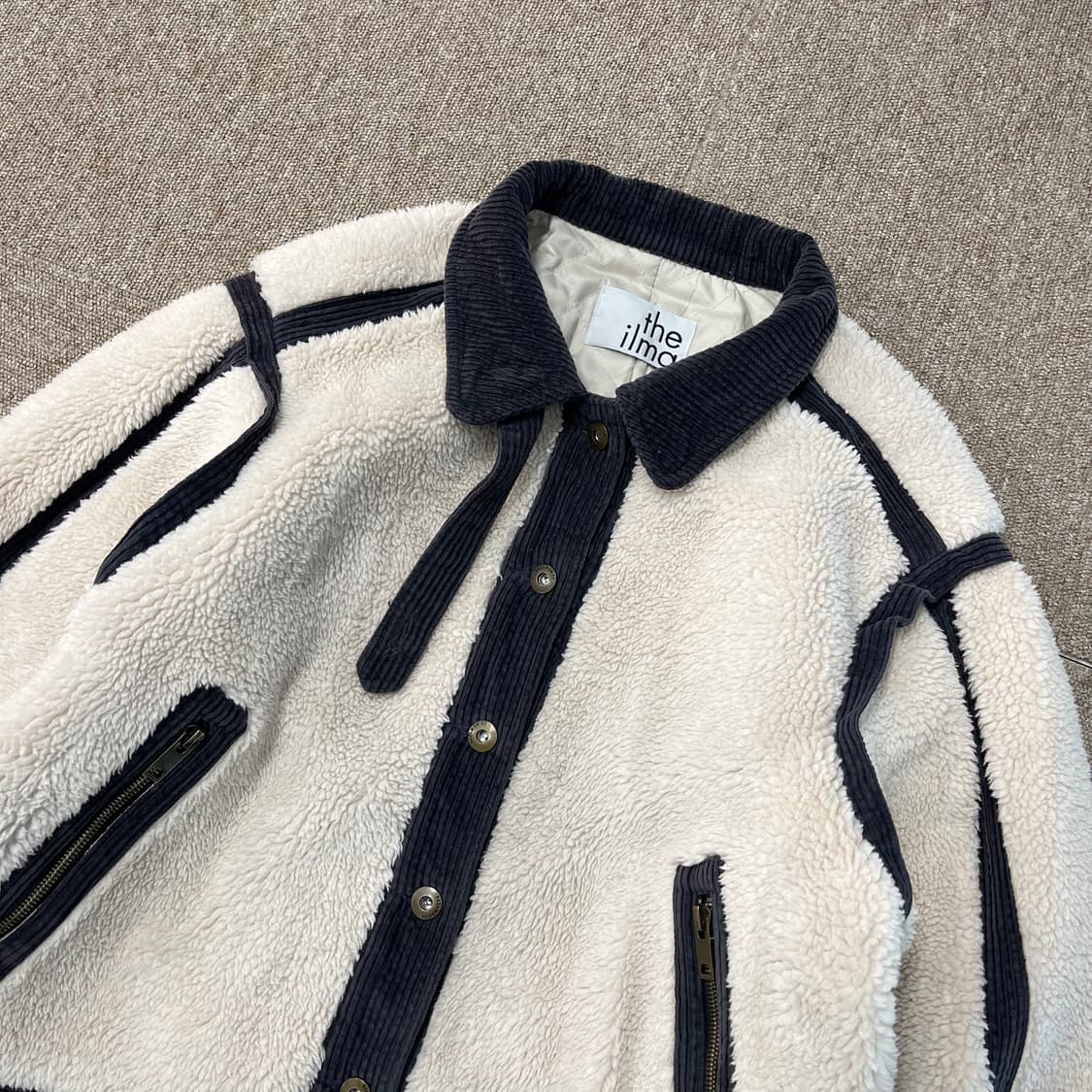 더일마 양털 퀼팅 무스탕 자켓 상품이미지2