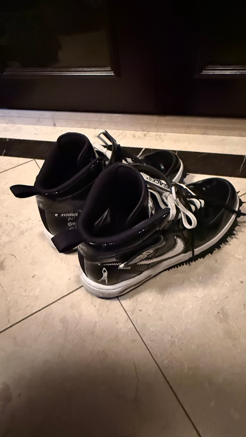 나이키 오프화이트 에어포스 1 미드 상품이미지4