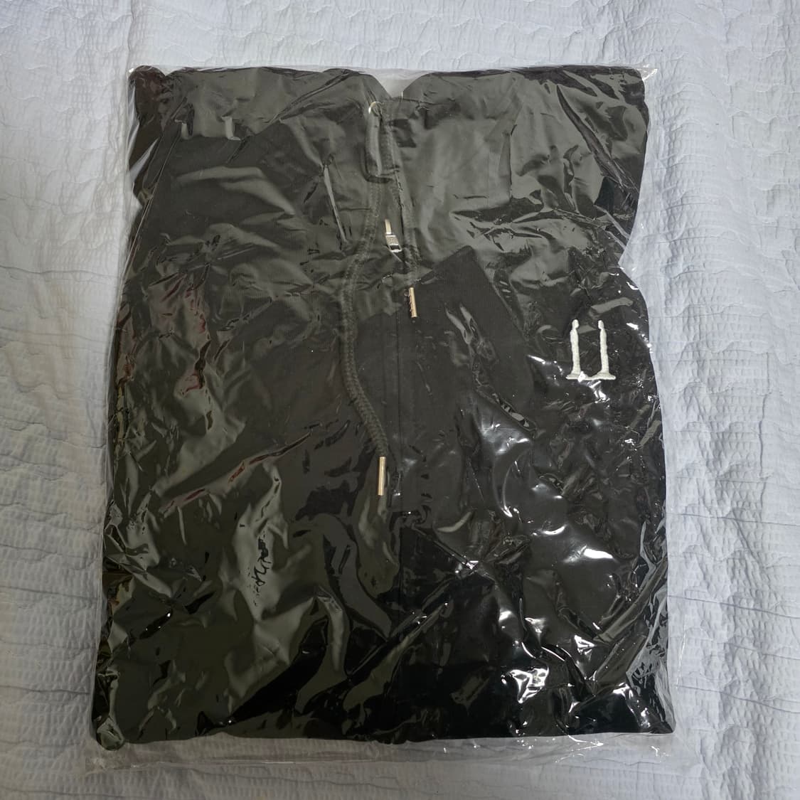 지드래곤 위버멘쉬 굿즈 후드집업 블랙 새제품 상품이미지3