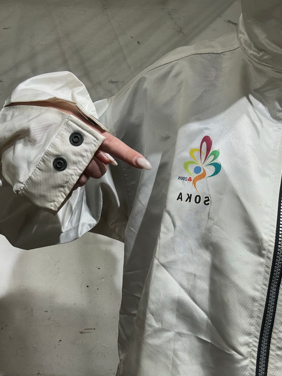 미즈노 화이트 빅 로고 프린팅 바람막이 트랙 자켓 L 상품이미지4