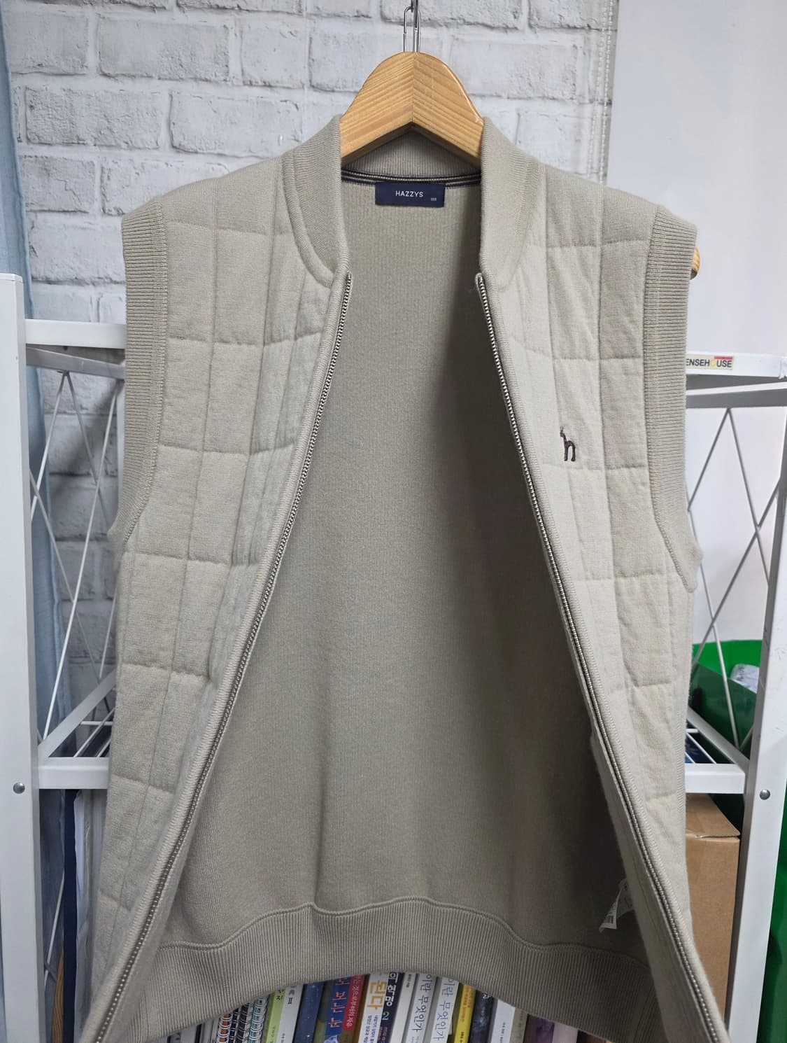 헤지스 남성조끼 100 겨울니트조끼 울 퀼팅 풀집업 베스트 MM23 상품이미지4