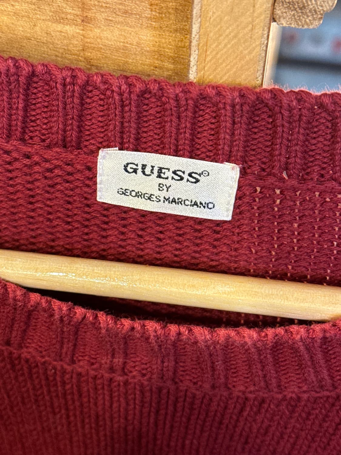 게스 빅로고 레드 니트 상품이미지2