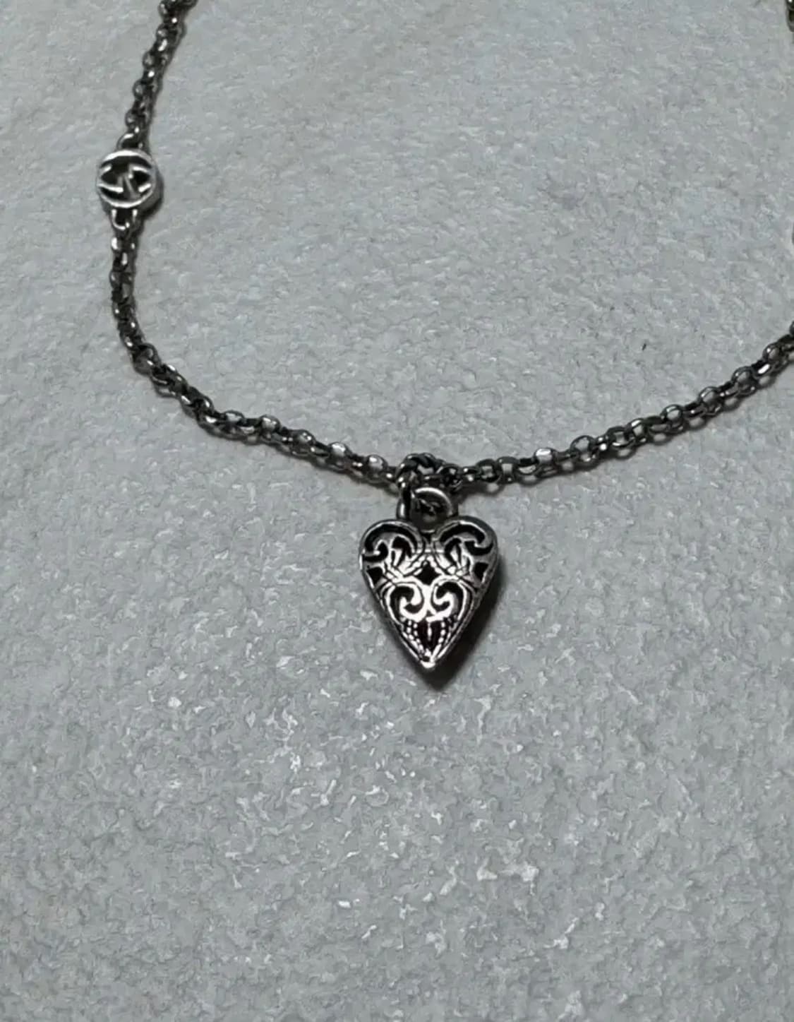 17사이즈 구찌 하트 펜던트 팔찌 상품이미지5