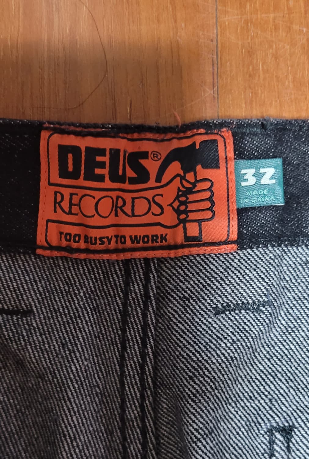 데우스 엑스 마키나 블랙 카펜터 32 상품이미지1