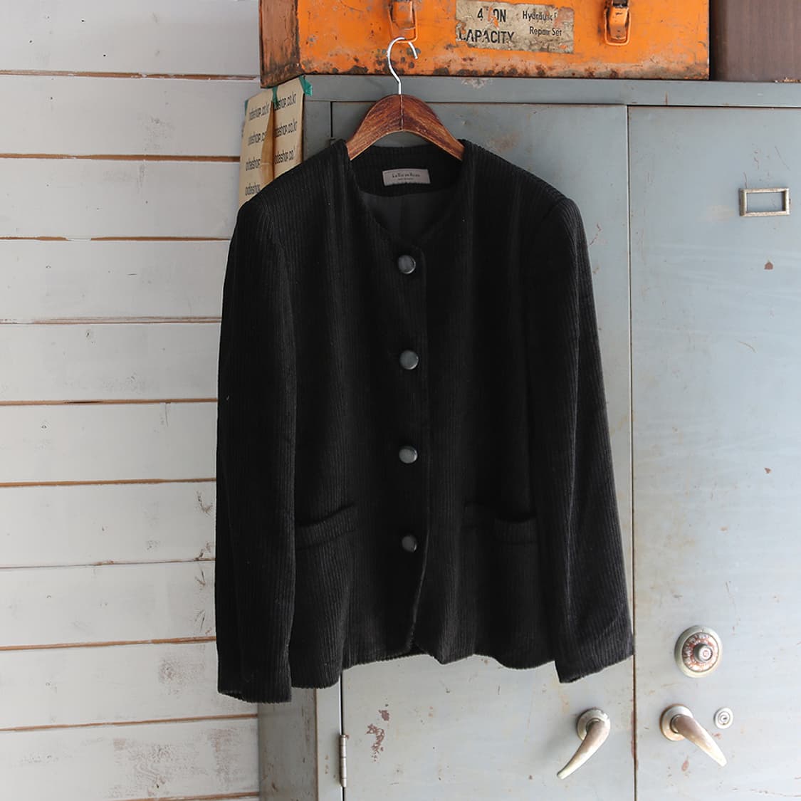 (착용컷) LaVie enRose 코듀로이 라운드 자켓 (여성용 9BR) 상품이미지2