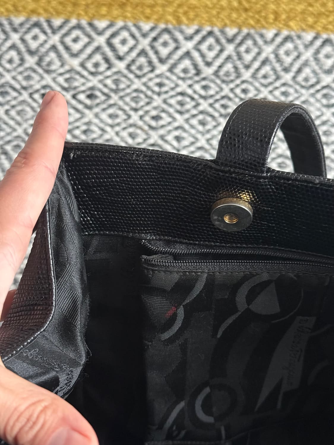 페레가모 빅 숄더백 상품이미지5