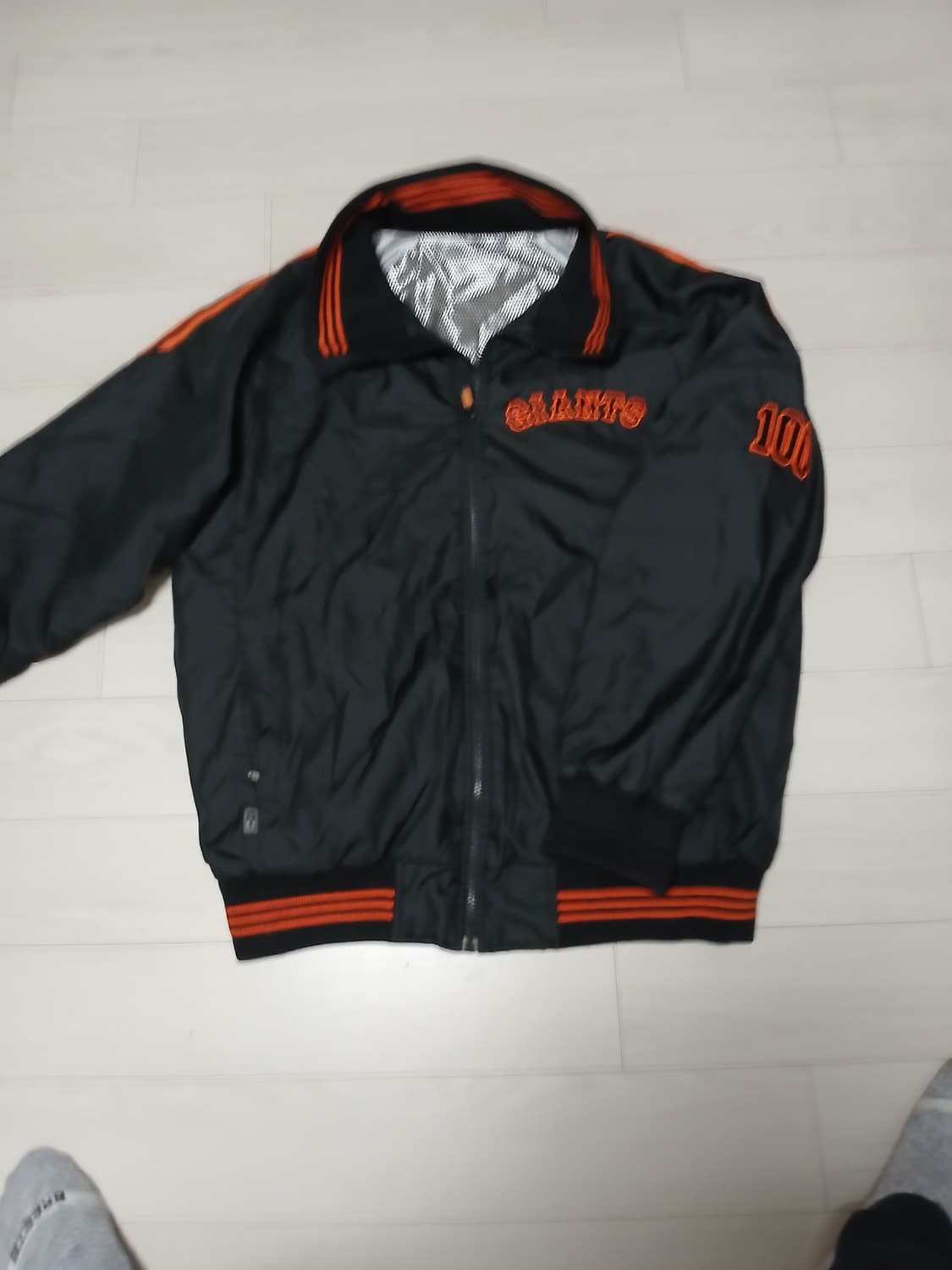 아디다스 요미우리 자이언츠 점퍼  상품이미지1