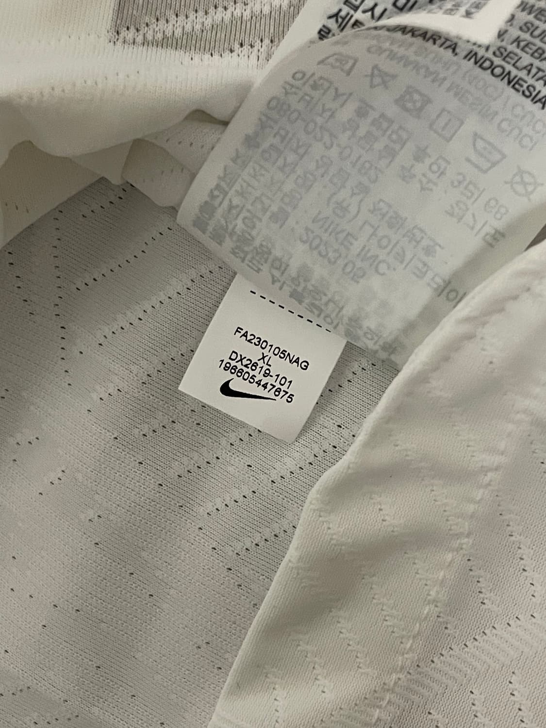 23-24 파리 생제르망 어웨이 어센틱 No.10 네이마르 상품이미지4