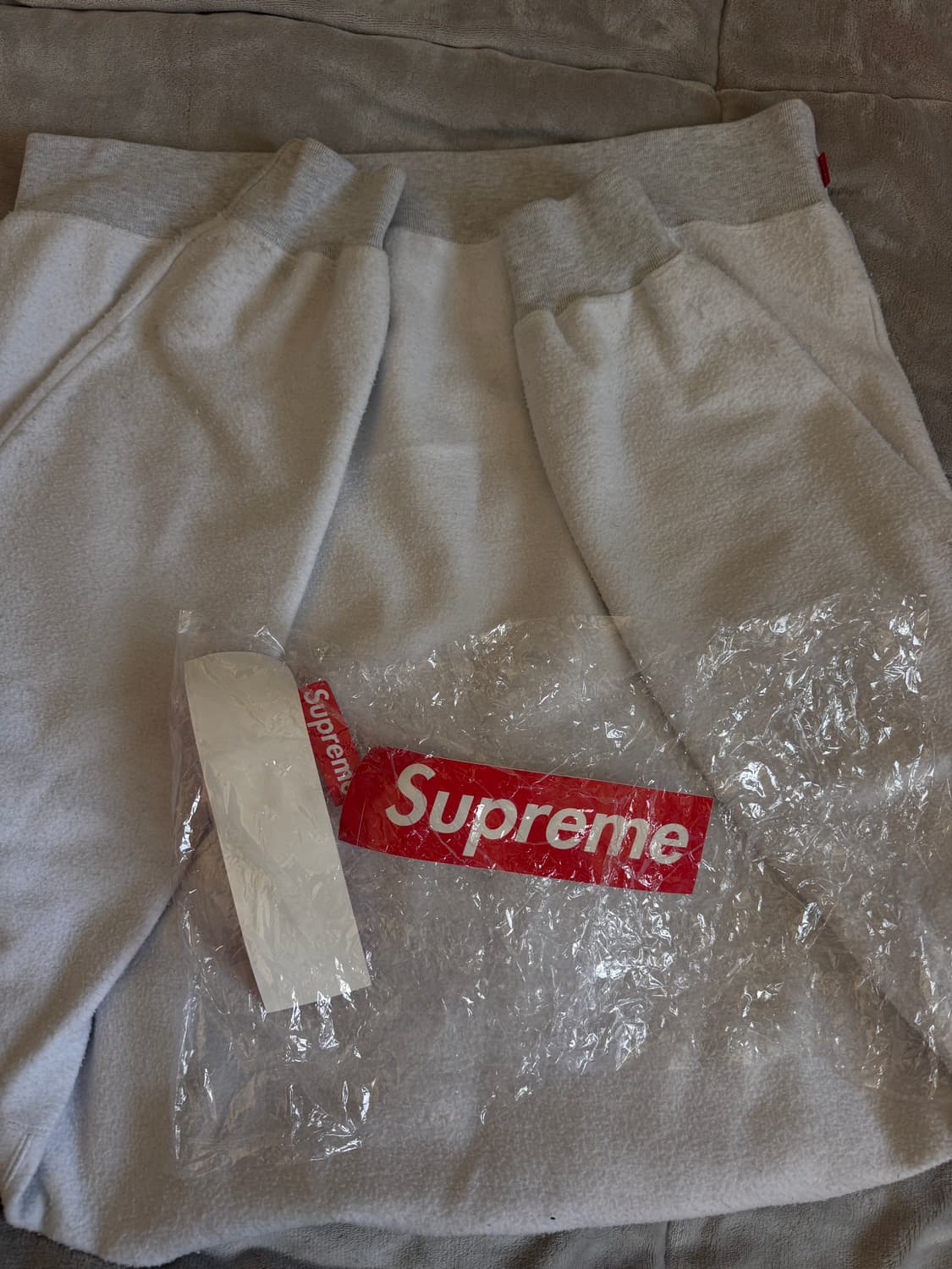 슈프림 인사이드 아웃 맨투맨 상품이미지3