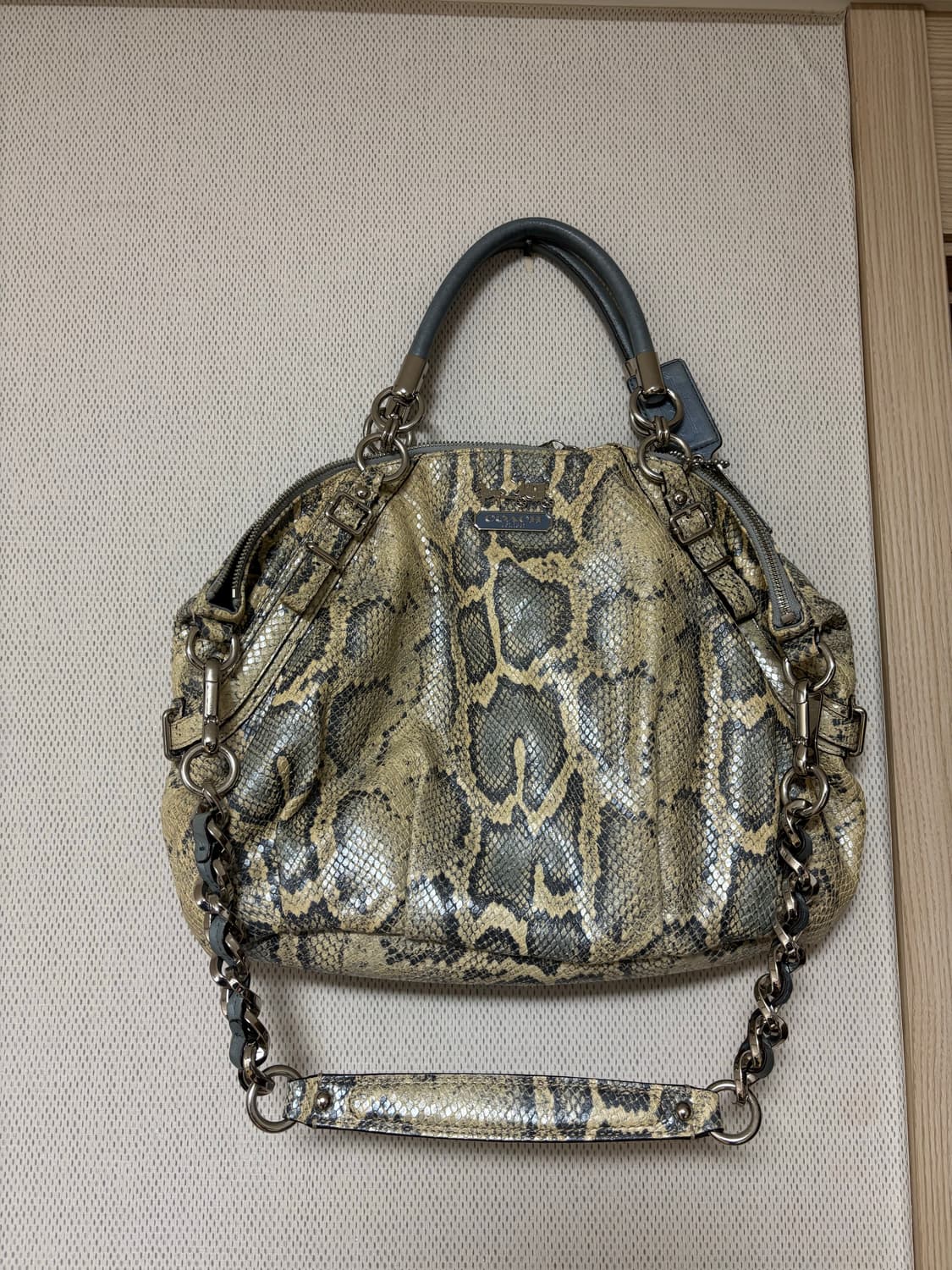 코치 뱀피가방 상품이미지1