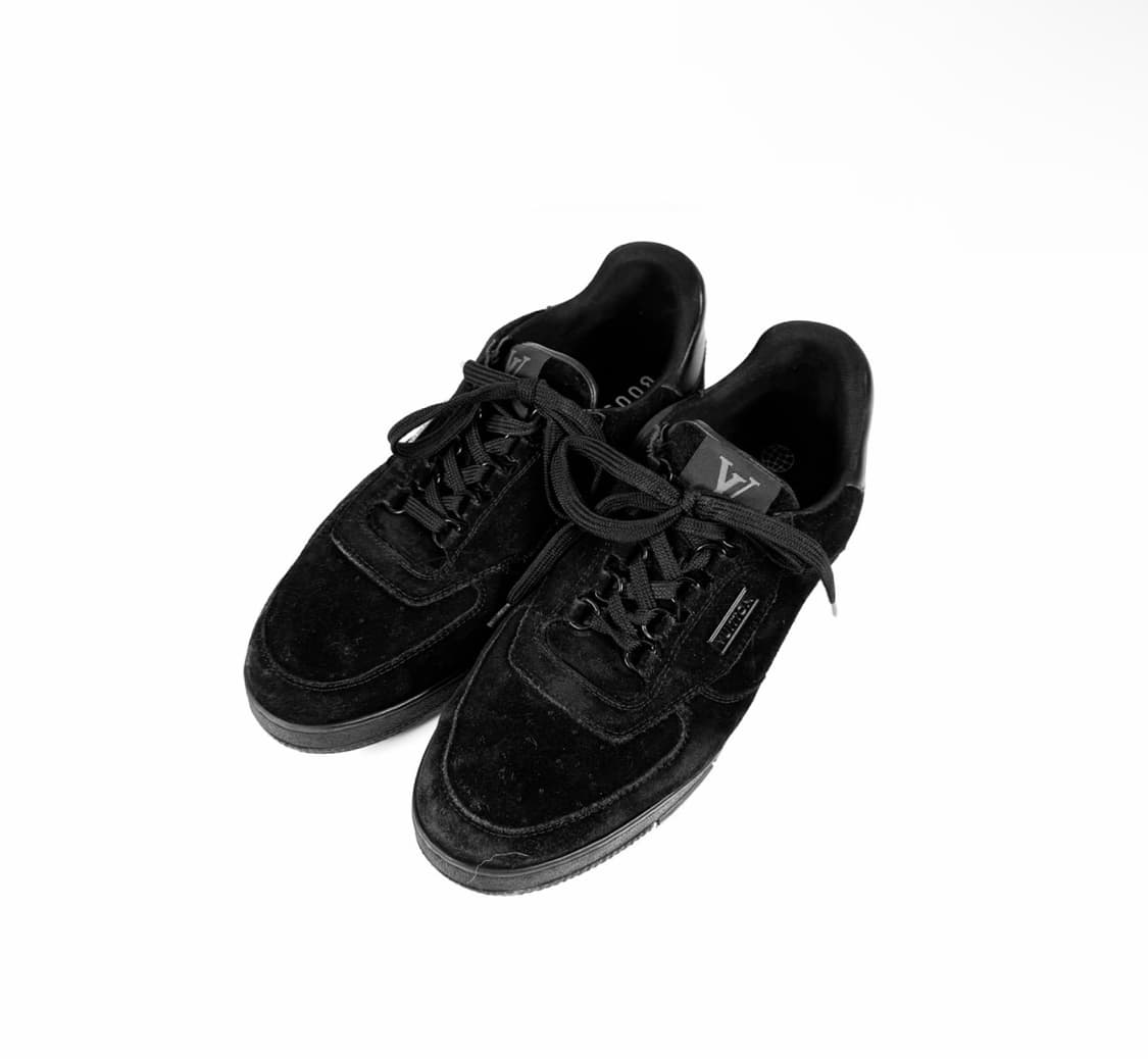 [9] 루이비통 남성 LV 스웨이드 벨벳 트레이너 로우탑 스니커즈 블랙 상품이미지3
