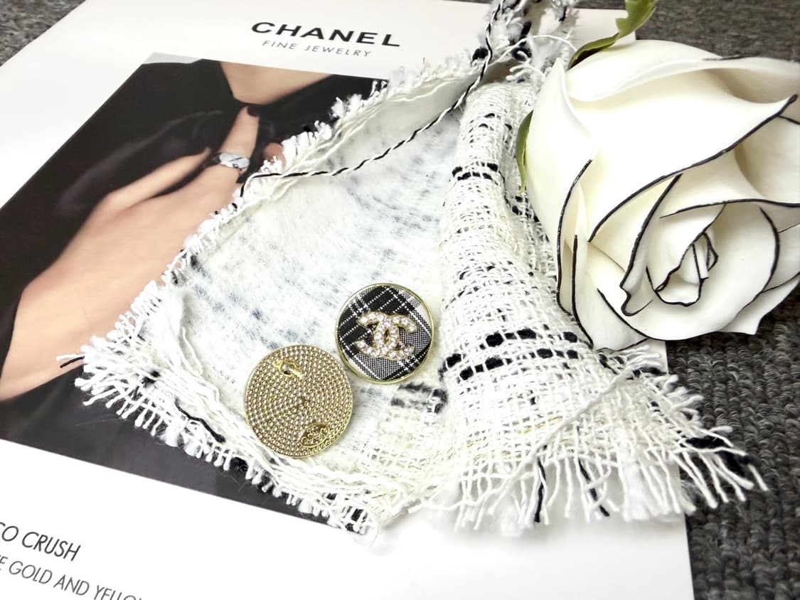 샤넬 빈티지 체크 큐빅 이어링 상품이미지4