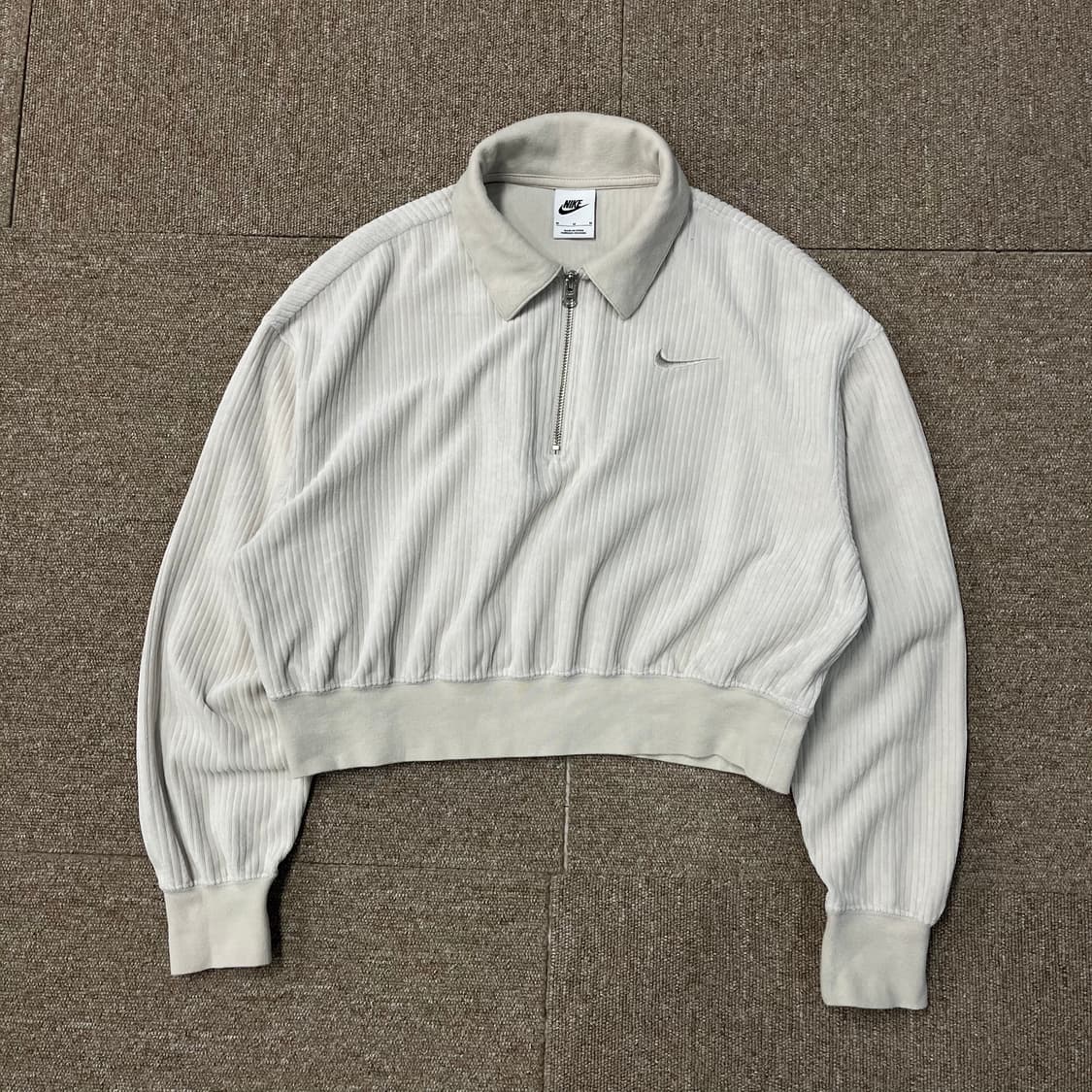 나이키 코듀로이 크롭 반집업 상품이미지2