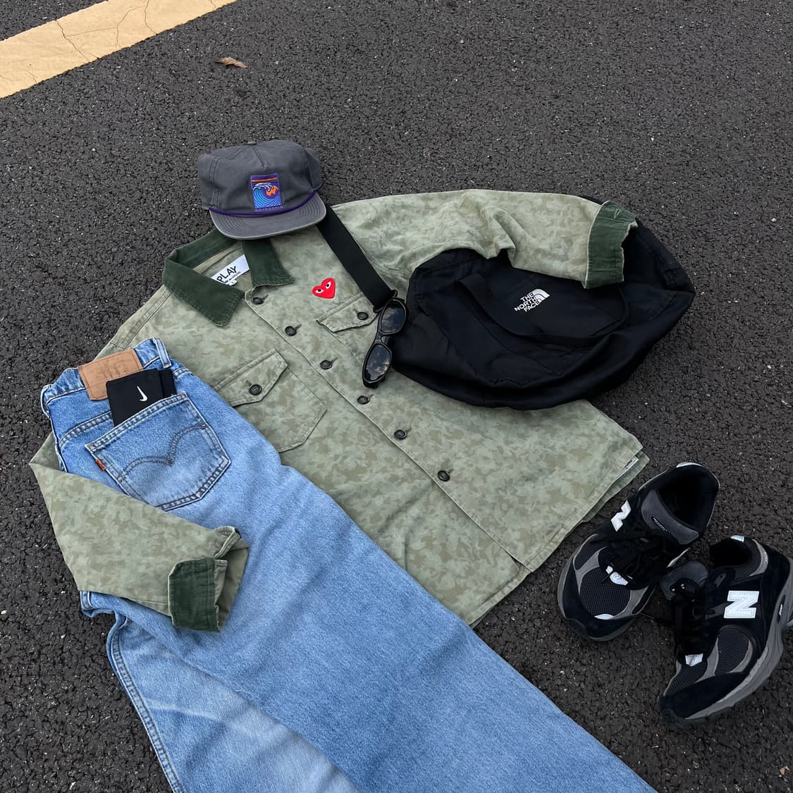 CDG PLAY Corduroy Collar Work Shirt 상품이미지10