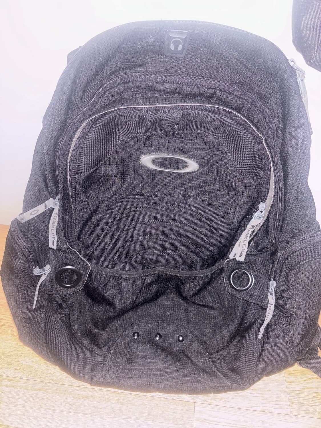 오클리 백팩 판매 상품이미지2