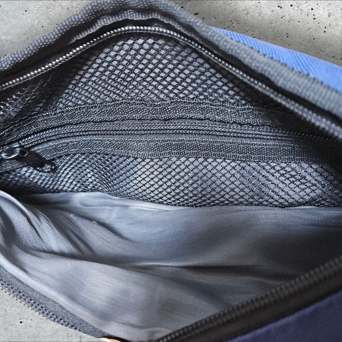 슈프림 메신저백  상품이미지5