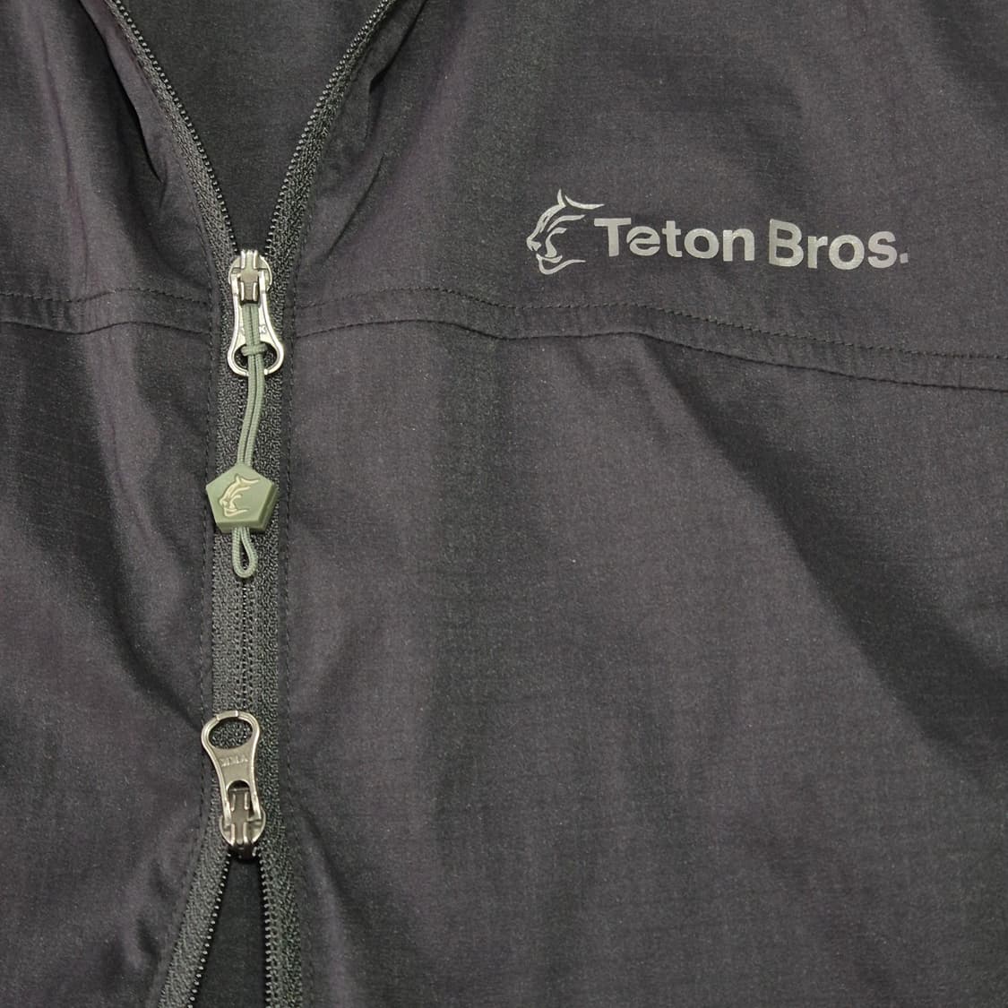 티톤브로스 퍼텍스퀸텀에어 S사이즈 바람막이 상품이미지3