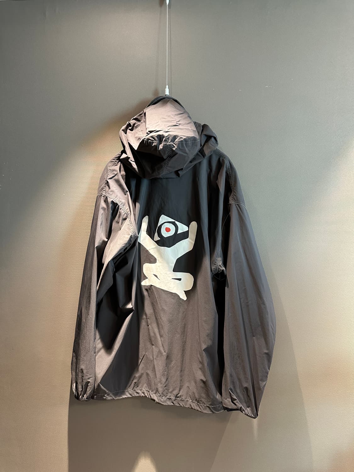 District Vision x And Wander 집업후디 인드브레이커 상품이미지4