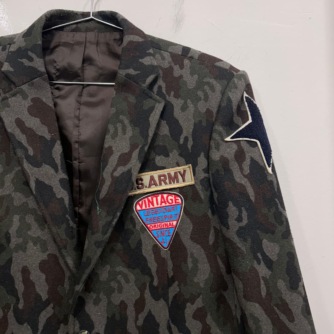 핸드메이드 카모플라쥬 패치 울모직 블레이져 상품이미지1