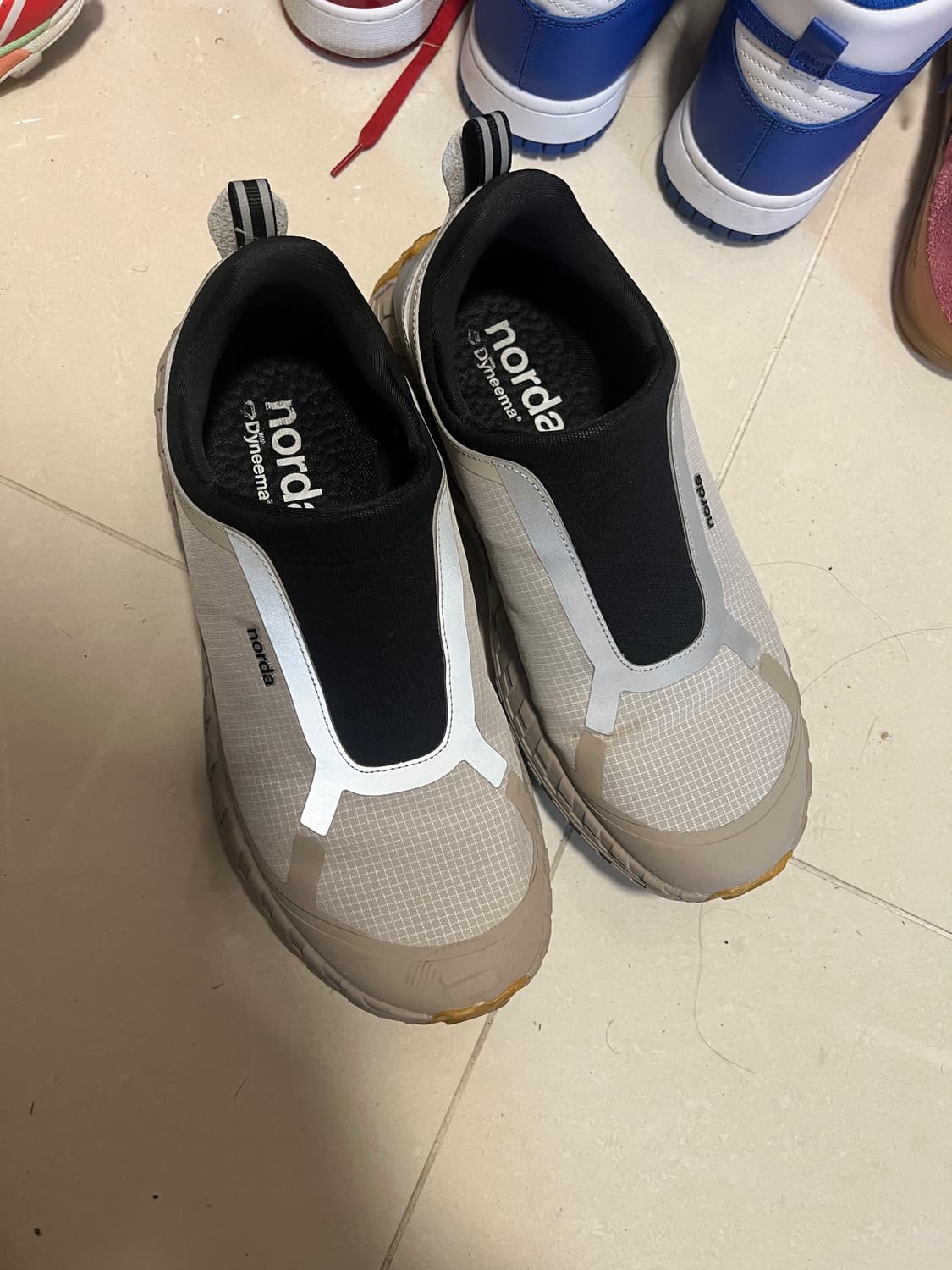 노다 003 신더 트레일 러닝화 280 상품이미지2