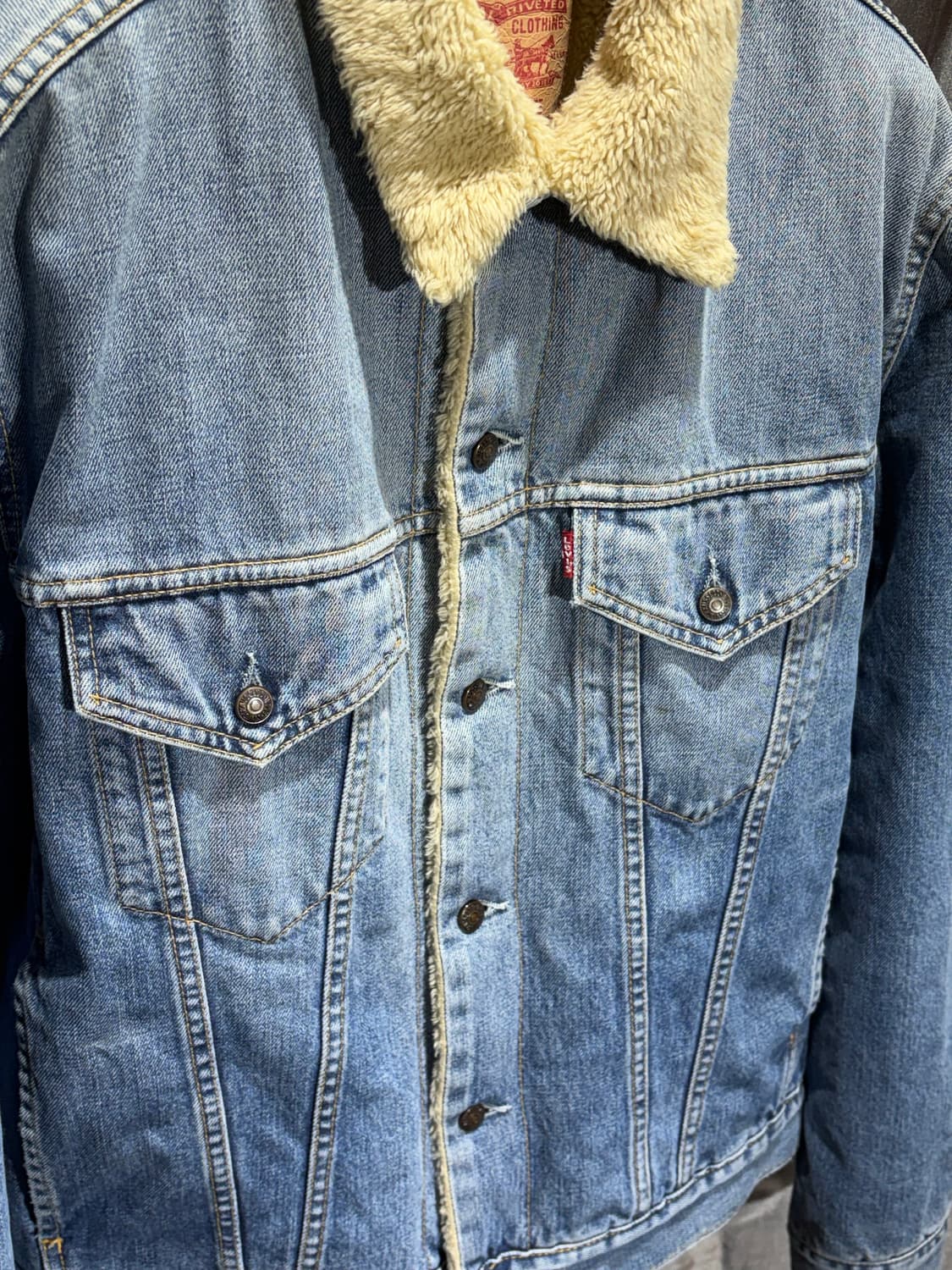 L 리바이스 울프 카라 워시드 데님자켓 상품이미지4