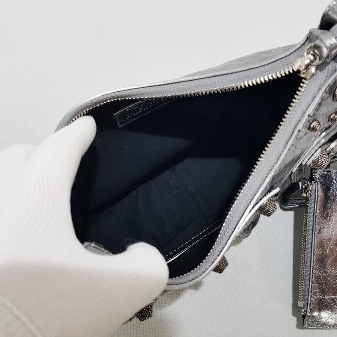 발렌시아가 르카골 숄더백 실버 XS   상품이미지9